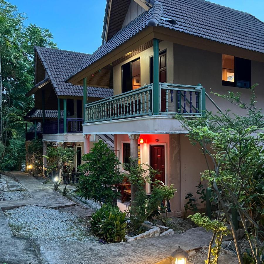 Kata Villa Merit Hill Bungalows Karon Luaran gambar