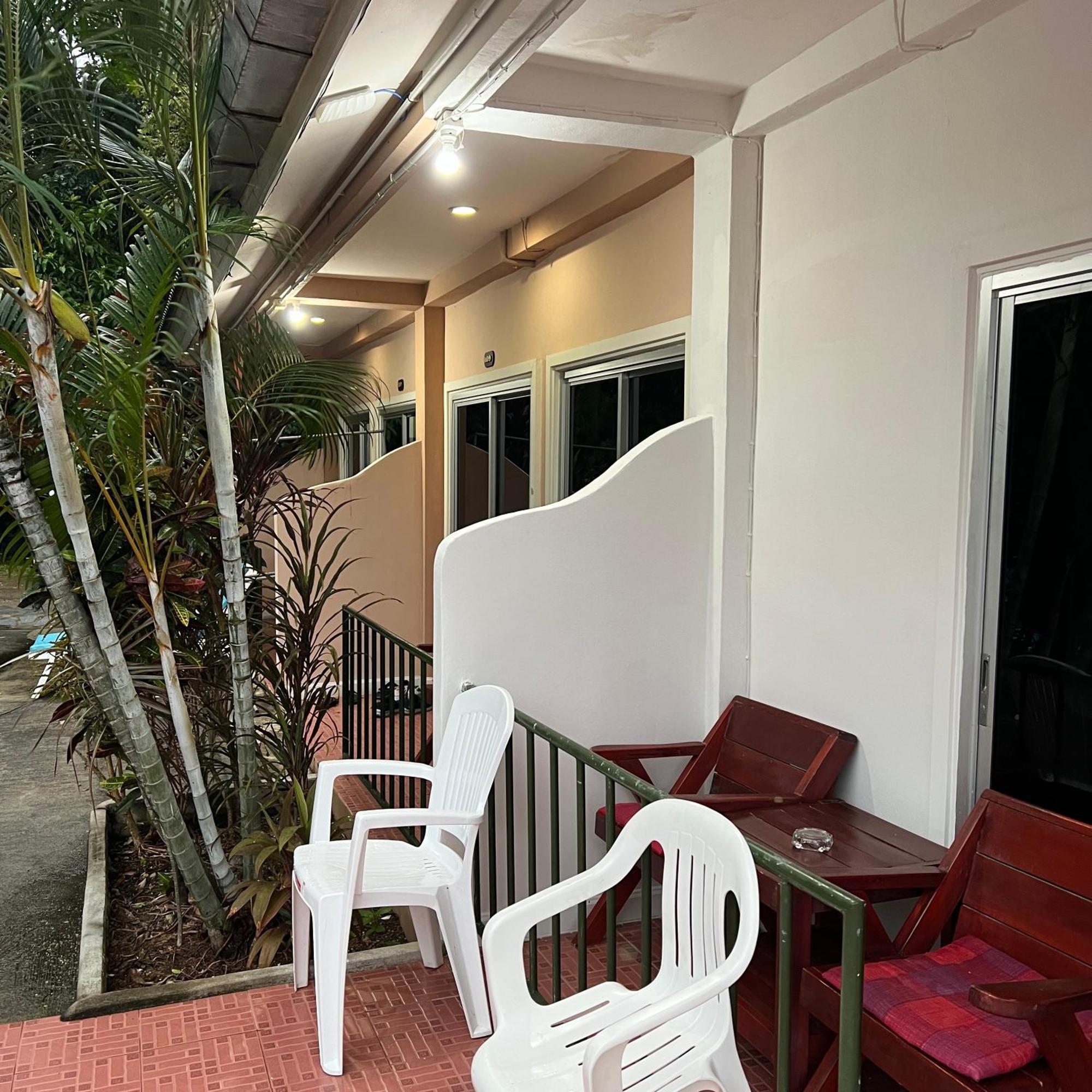 Kata Villa Merit Hill Bungalows Karon Luaran gambar
