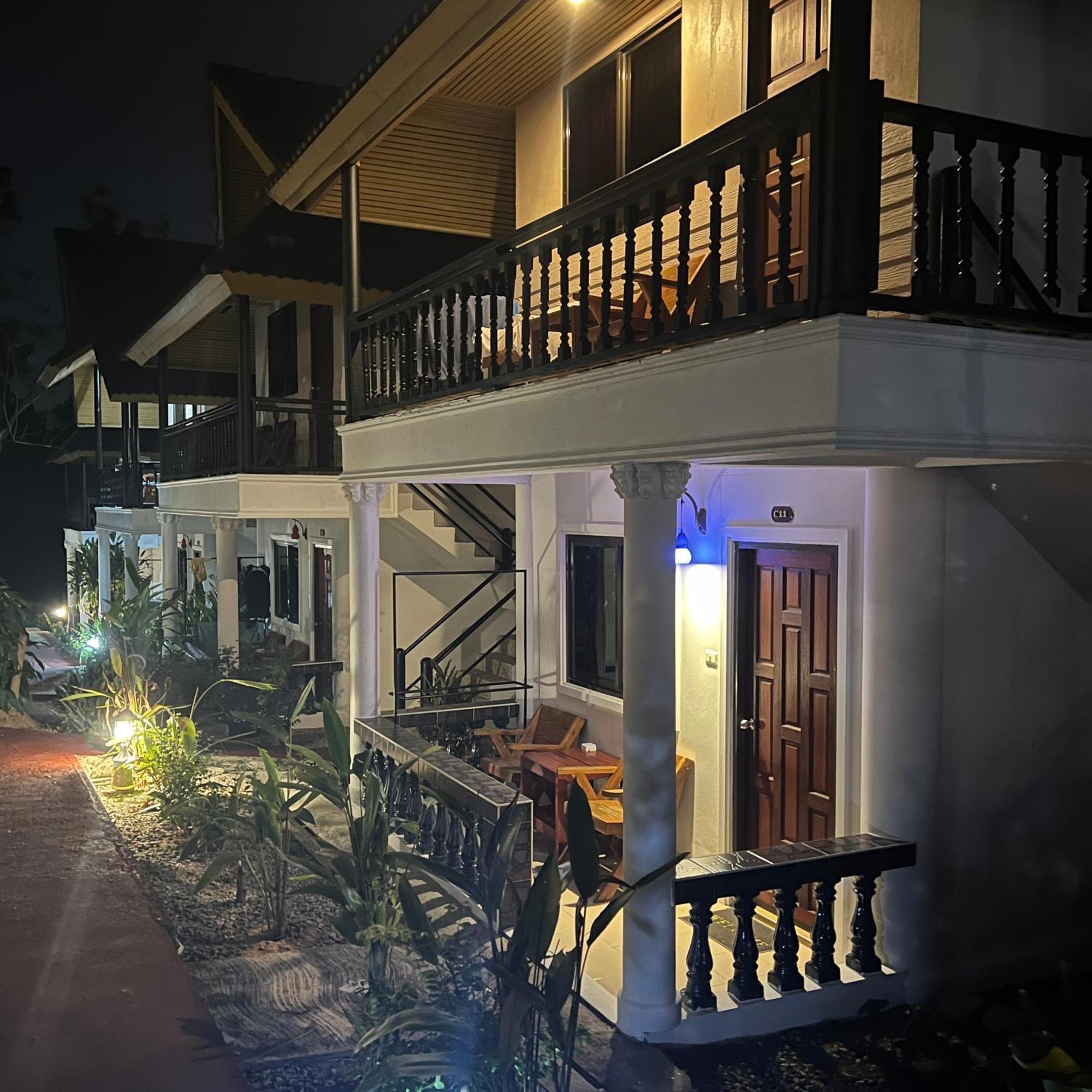 Kata Villa Merit Hill Bungalows Karon Luaran gambar