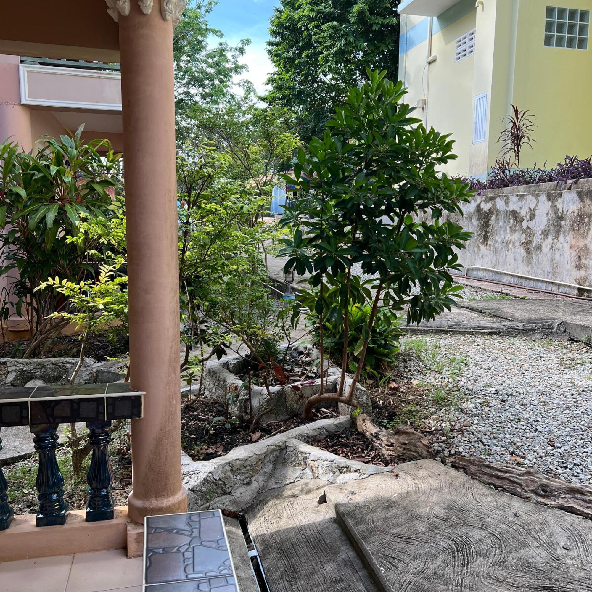 Kata Villa Merit Hill Bungalows Karon Luaran gambar