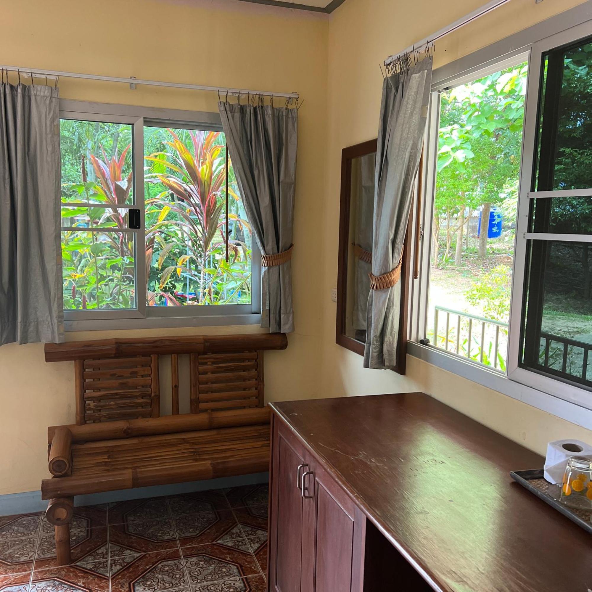 Kata Villa Merit Hill Bungalows Karon Luaran gambar