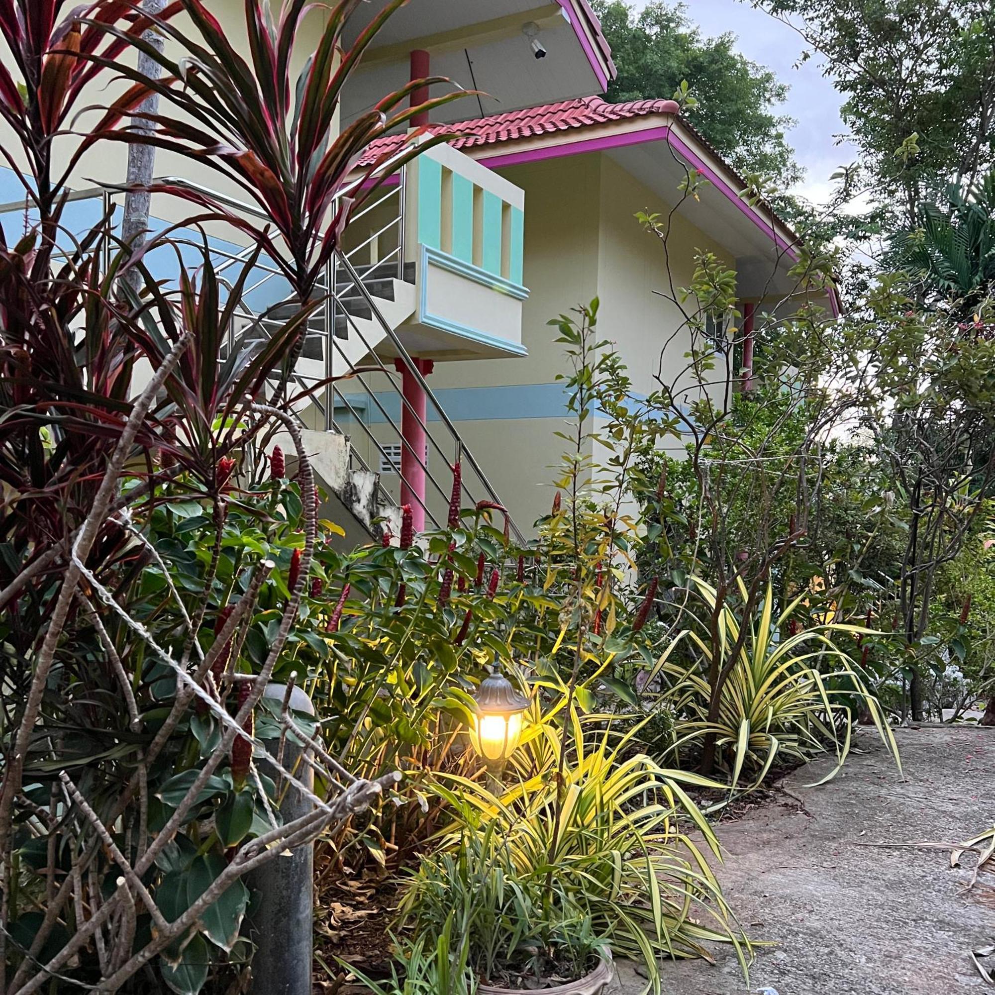 Kata Villa Merit Hill Bungalows Karon Luaran gambar