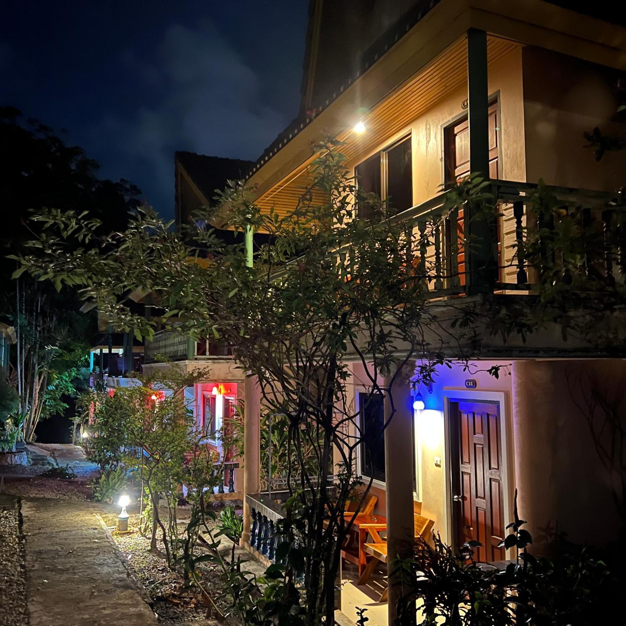Kata Villa Merit Hill Bungalows Karon Luaran gambar